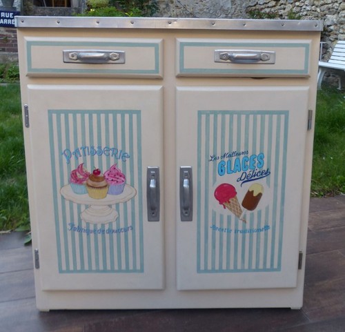 Buffet bas cuisine - de, vintage